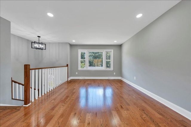 823 Brownwood DR NW, Roanoke, VA 24017