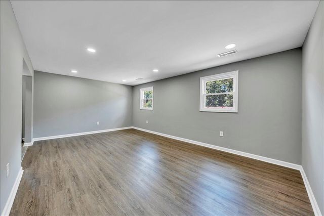 823 Brownwood DR NW, Roanoke, VA 24017