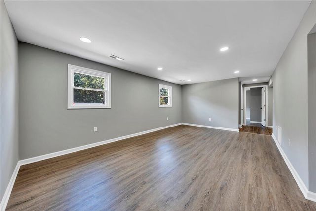 823 Brownwood DR NW, Roanoke, VA 24017