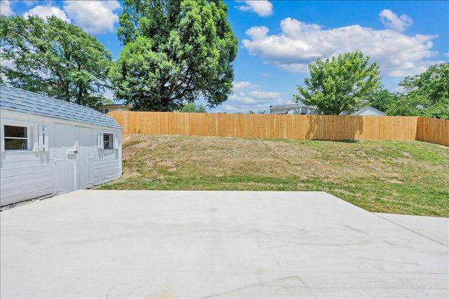 823 Brownwood DR NW, Roanoke, VA 24017