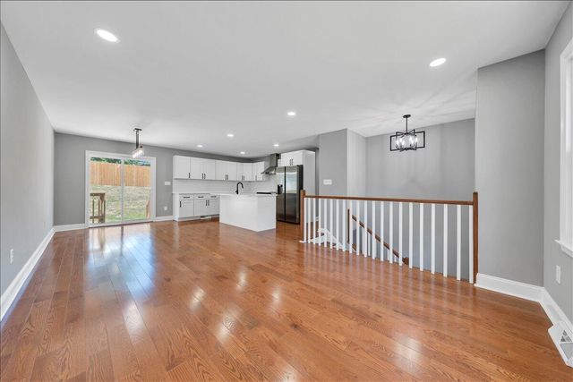 823 Brownwood DR NW, Roanoke, VA 24017