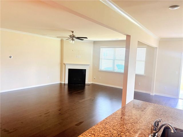 76 Mulberry Bush Drive, Loganville, GA 30052