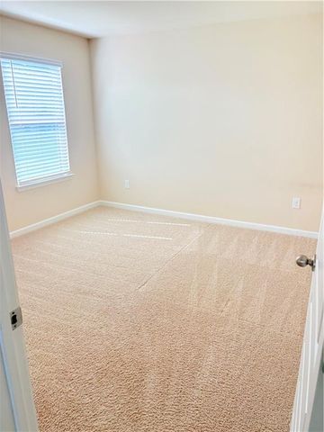 76 Mulberry Bush Drive, Loganville, GA 30052