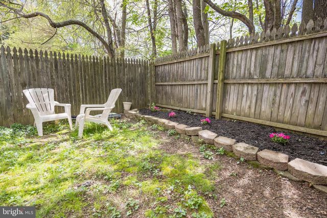 8 LAIRD LN, New Castle, DE 19720