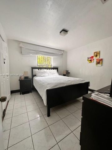 410 NW 31st St, Miami, FL 33127