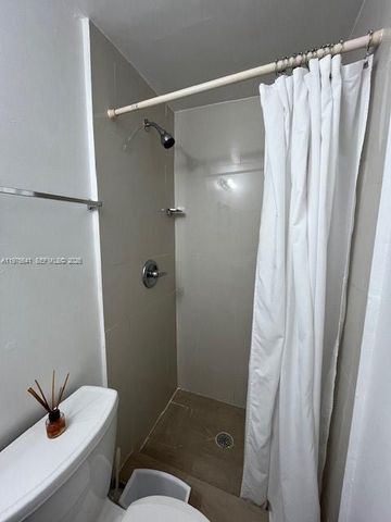 410 NW 31st St, Miami, FL 33127