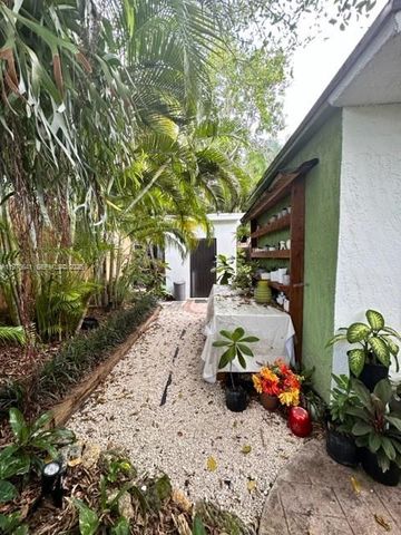 410 NW 31st St, Miami, FL 33127