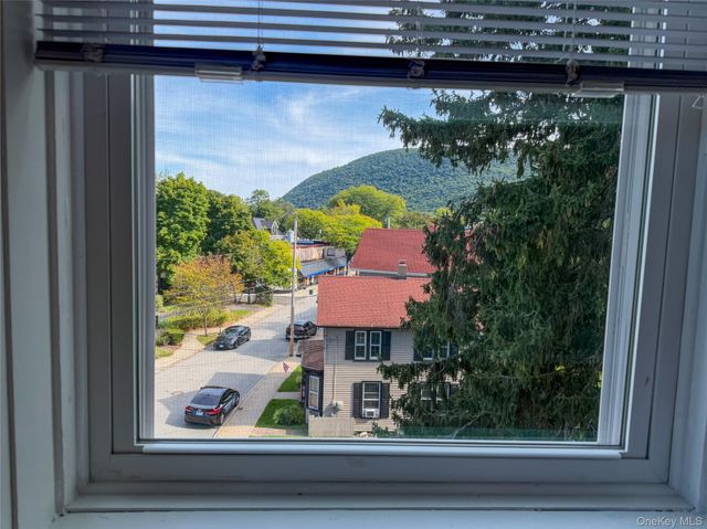 21 Idlewild Avenue 9, Cornwall On Hudson, NY 12520