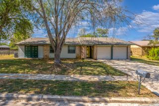 4623 Golden Mdws, San Antonio, TX 78250