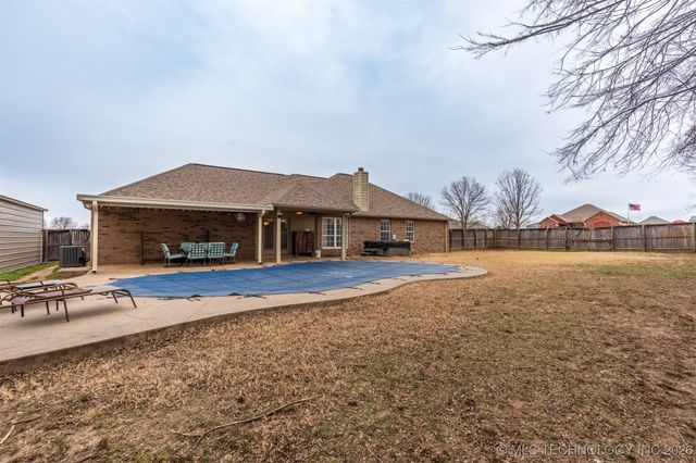 23484 E 136th Street S, Coweta, OK 74429