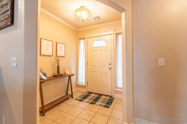 23484 E 136th Street S, Coweta, OK 74429