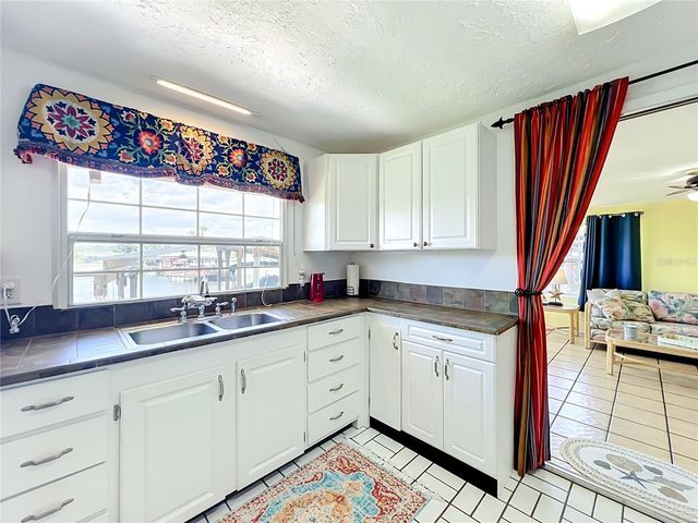 30041 WAUSAUKEE DRIVE, Tavares, FL 32778