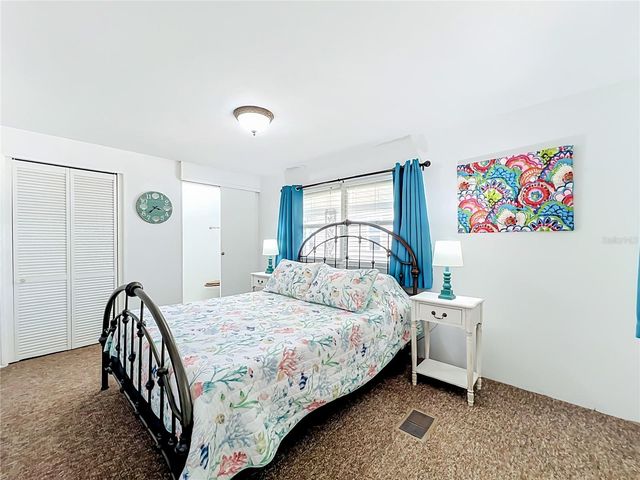 30041 WAUSAUKEE DRIVE, Tavares, FL 32778