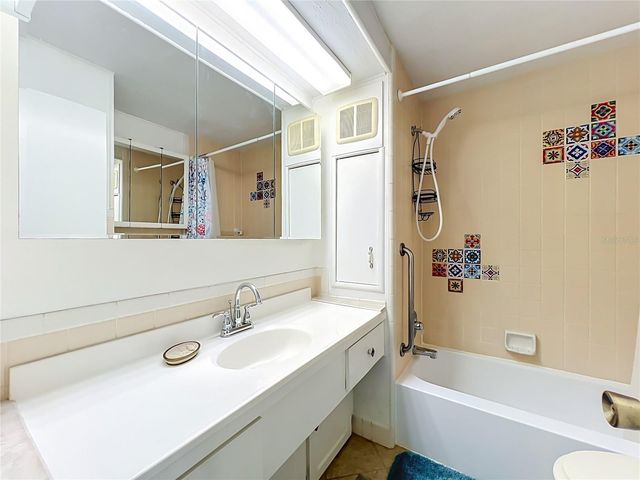 30041 WAUSAUKEE DRIVE, Tavares, FL 32778