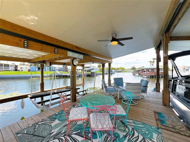30041 WAUSAUKEE DRIVE, Tavares, FL 32778