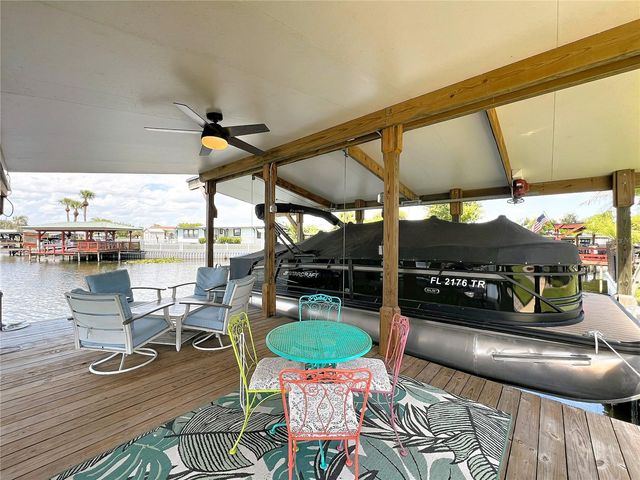30041 WAUSAUKEE DRIVE, Tavares, FL 32778