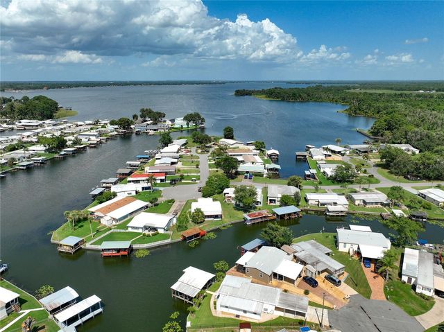 30041 WAUSAUKEE DRIVE, Tavares, FL 32778