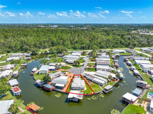 30041 WAUSAUKEE DRIVE, Tavares, FL 32778