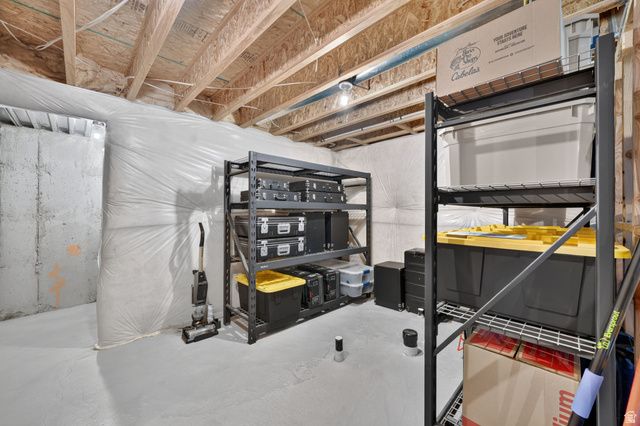 2237 W 7550 S, West Jordan, UT 84084