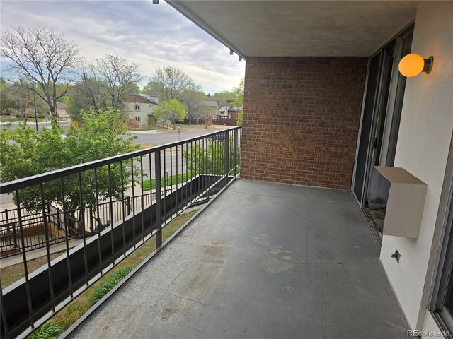 4800 E Hale Parkway 209N, Denver, CO 80220