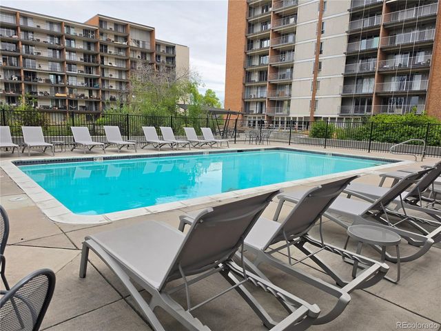 4800 E Hale Parkway 209N, Denver, CO 80220