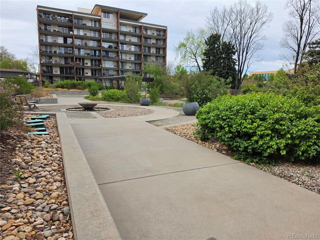 4800 E Hale Parkway 209N, Denver, CO 80220