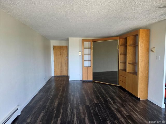 4800 E Hale Parkway 209N, Denver, CO 80220