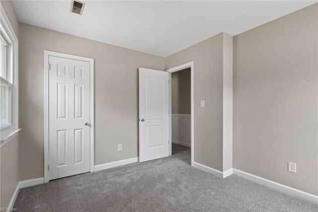 614 Woods RD, Newport News, VA 23601