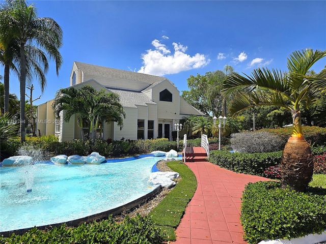 3457 NW 44th St 205, Oakland Park, FL 33309