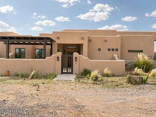 5008 Rock House Road, Las Cruces, NM 88011