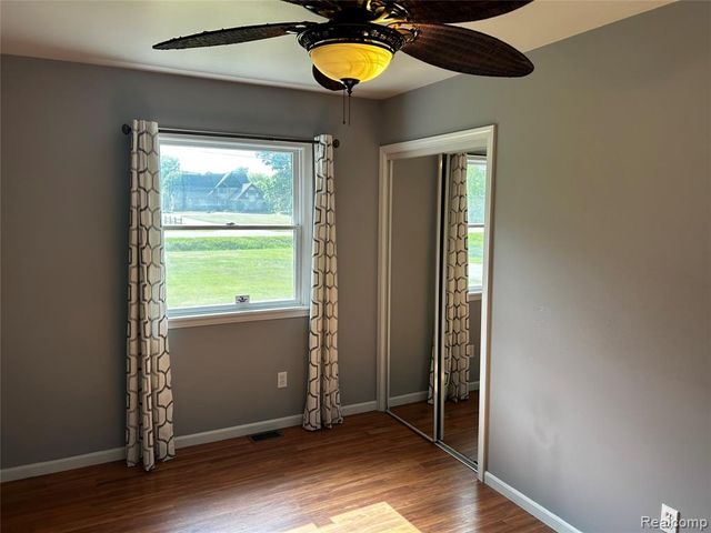5440 Deland Road, Flushing, MI 48433