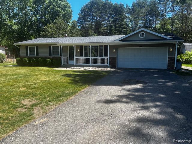 5440 Deland Road, Flushing, MI 48433