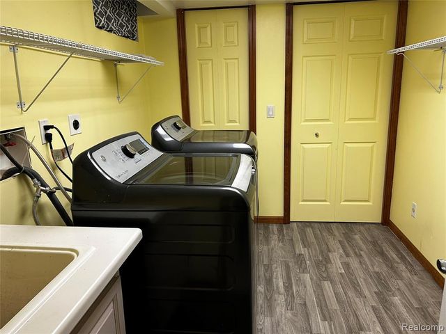 5440 Deland Road, Flushing, MI 48433