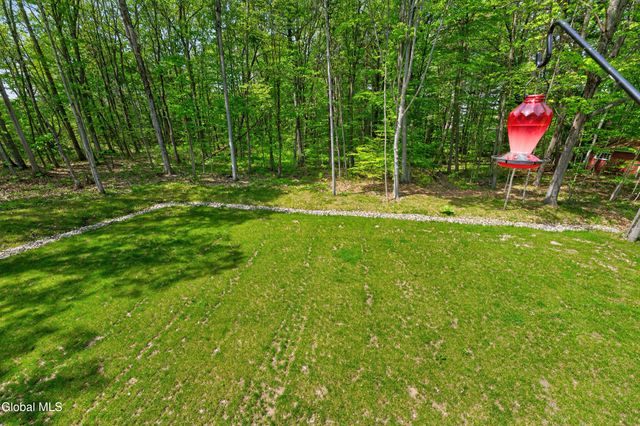 70 Smith Road, Halfmoon, NY 12065