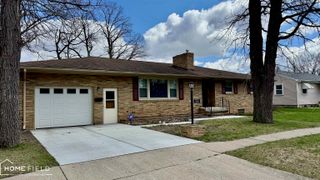 1200 N Dewey Street, Owosso, MI 48867