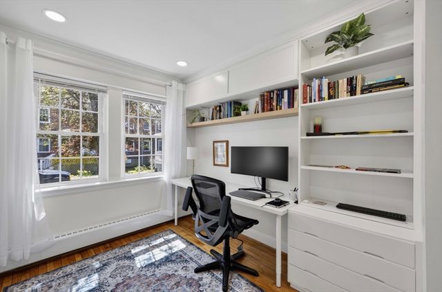 100 Boylston St 1, Newton, MA 02467