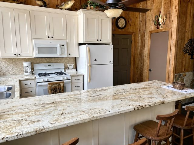 451 County Road 3236, Quitman, TX 75783