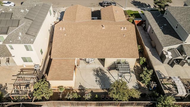 3765 N Pearwood Avenue, Fresno, CA 93727