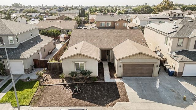 3765 N Pearwood Avenue, Fresno, CA 93727