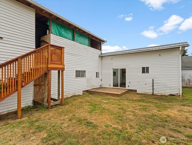 246 Jacobson Road, Cathlamet, WA 98612