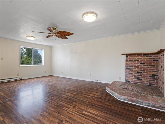 246 Jacobson Road, Cathlamet, WA 98612