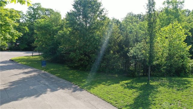 6340 Crimson Creek Drive, Dayton, OH 45459
