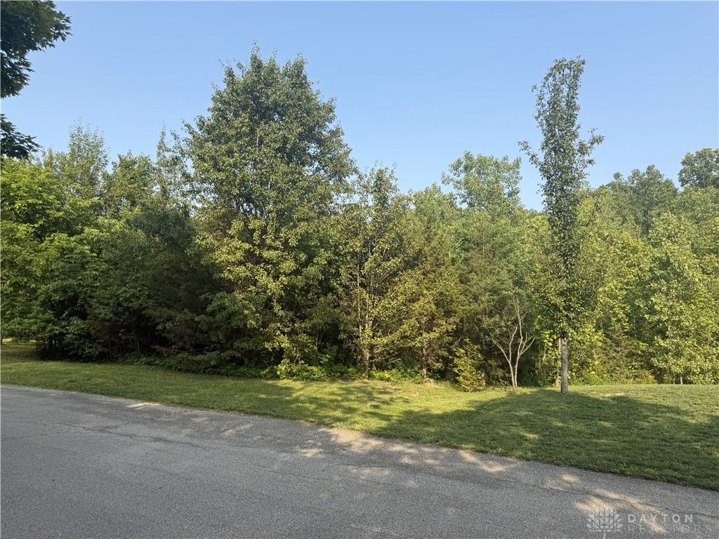 6340 Crimson Creek Drive, Dayton, OH 45459
