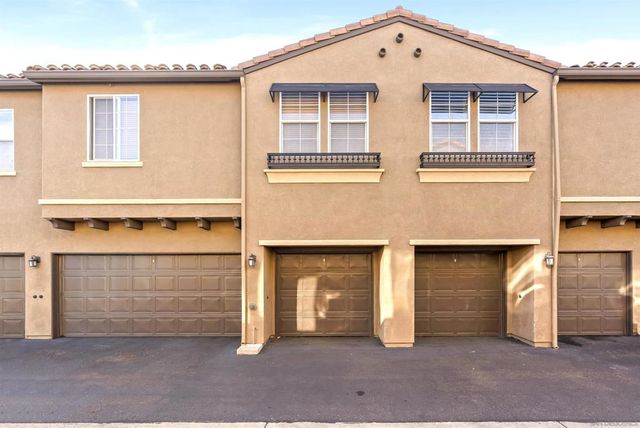 14520 Camino de la Luna 5, San Diego, CA 92127