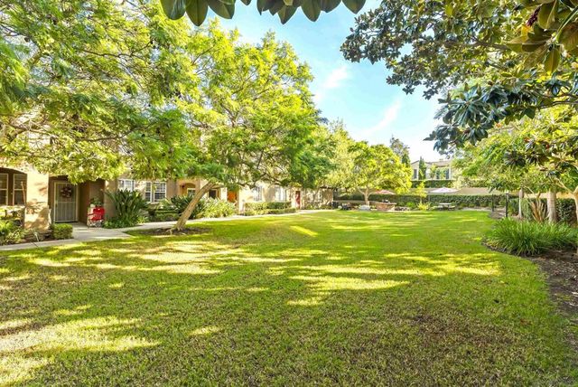 14520 Camino de la Luna 5, San Diego, CA 92127