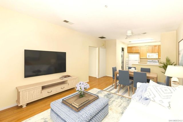 14520 Camino de la Luna 5, San Diego, CA 92127