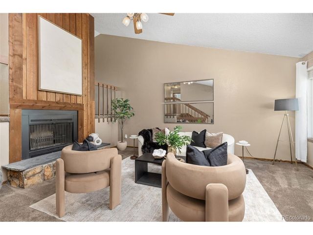 19853 E Greenwood Dr, Aurora, CO 80013