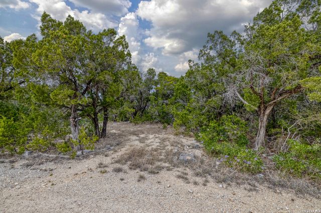 9600 Ranch Road 336, Leakey, TX 78873