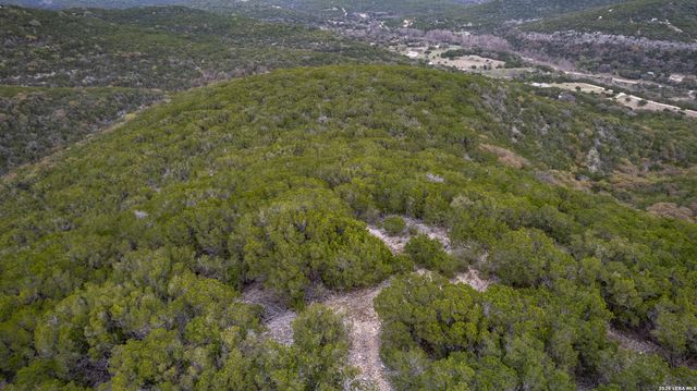 9600 Ranch Road 336, Leakey, TX 78873
