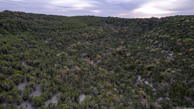 9600 Ranch Road 336, Leakey, TX 78873
